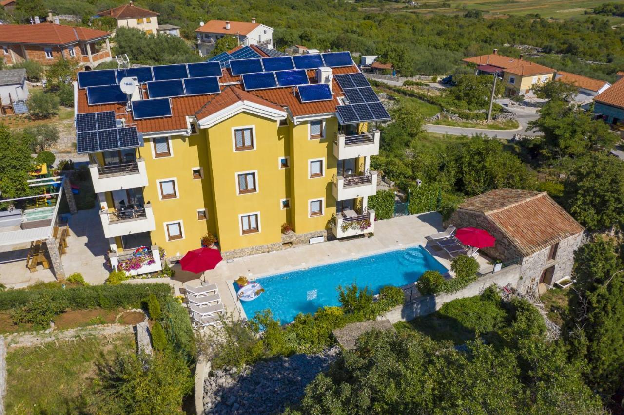 Apartments Salatić Krk Town Bagian luar foto